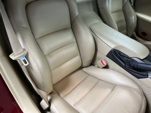Used 2007 Chevrolet Corvette Coupe w/ Preferred Equipment Group RWD image 23
