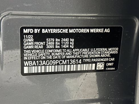 Certified 2023 BMW 530e w/ Premium Package image 19