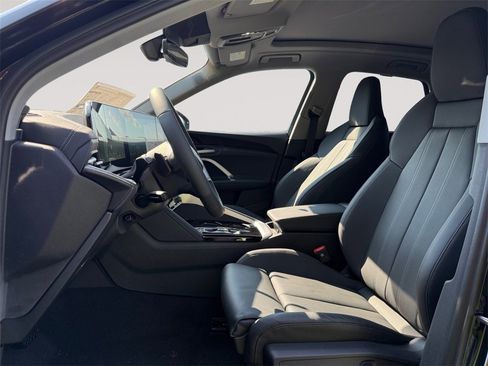 New 2025 Audi Q5 Premium Plus image 9