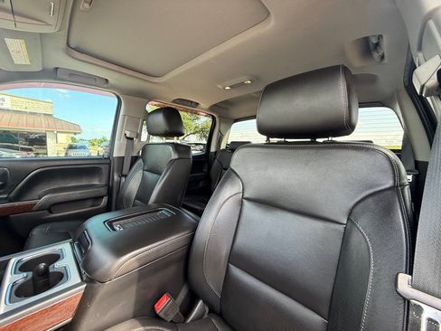 Used 2019 GMC Sierra 2500 SLT AWD/4WD image 18