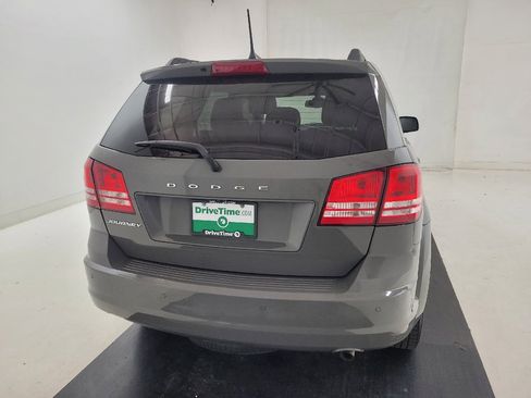 Used 2020 Dodge Journey SE w/ SE Popular Equipment Group FWD image 7