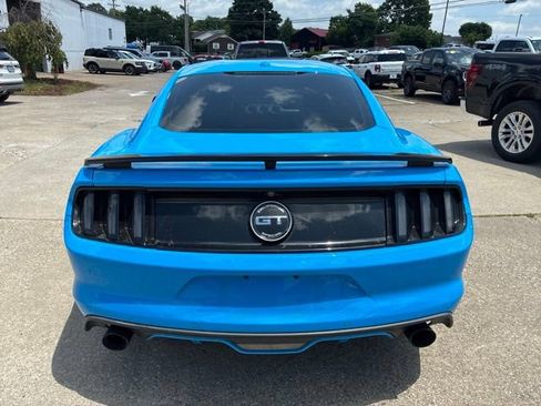 Used 2017 Ford Mustang GT Premium w/ Equipment Group 401A RWD image 7