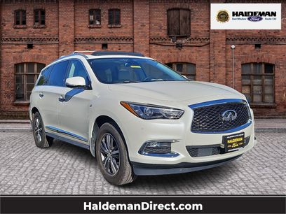 Used 2020 INFINITI QX60 Luxe w/ Essential Package