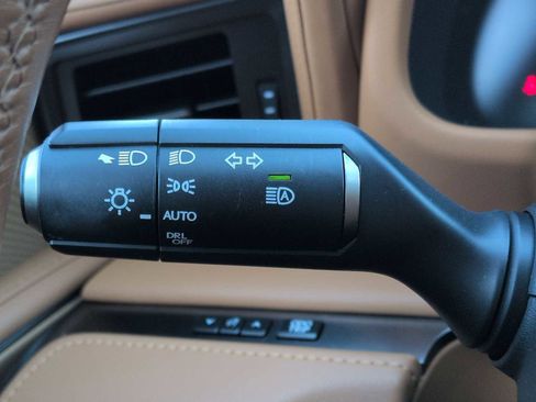 Used 2021 Lexus LC 500 Convertible w/ Touring Package image 25