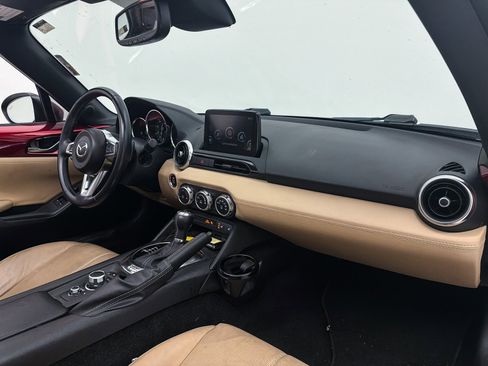 Certified 2020 MAZDA MX-5 Miata RF Grand Touring image 24