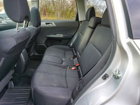 Used 2011 Subaru Forester 2.5X Premium w/ All-Weather Pkg image 19