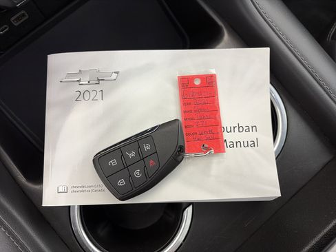 Used 2021 Chevrolet Tahoe Z71 w/ Rear Media and Nav Package image 37