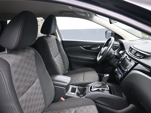 Used 2019 Nissan Rogue Sport SV w/ All-Weather Package AWD/4WD image 23