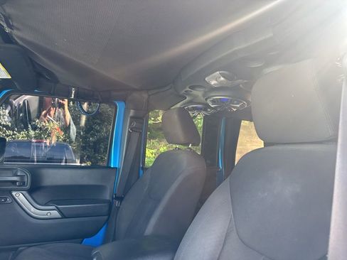 Used 2015 Jeep Wrangler Unlimited Sport w/ Quick Order Package 24S image 17