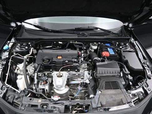 Used 2024 Honda Civic Sport image 10