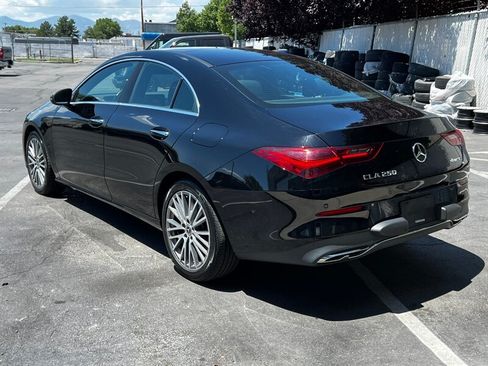 Used 2025 Mercedes-Benz CLA 250 4MATIC image 5