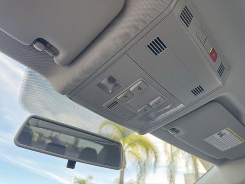 Used 2020 Volkswagen Jetta S image 29