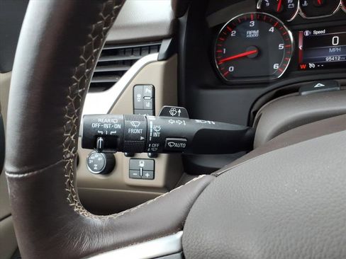 Used 2015 GMC Yukon SLT w/ Open Road Package image 35