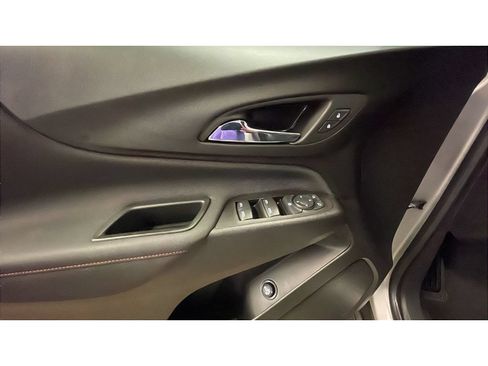 Certified 2022 Chevrolet Equinox RS AWD/4WD image 9