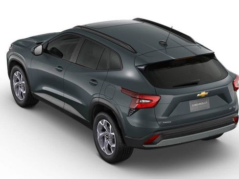 New 2026 Chevrolet Trax LT w/ Sunroof Package image 63