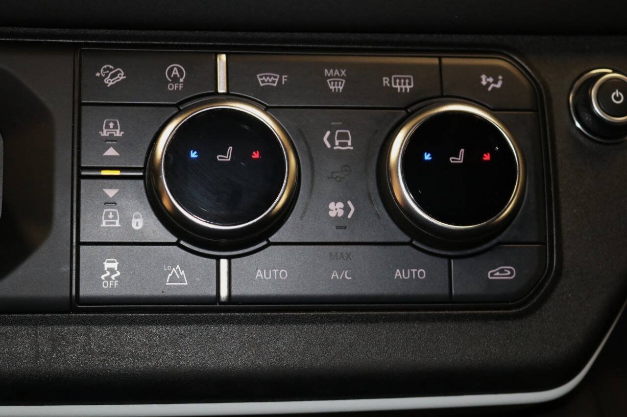 Used 2024 Land Rover Defender 110 S AWD/4WD image 56