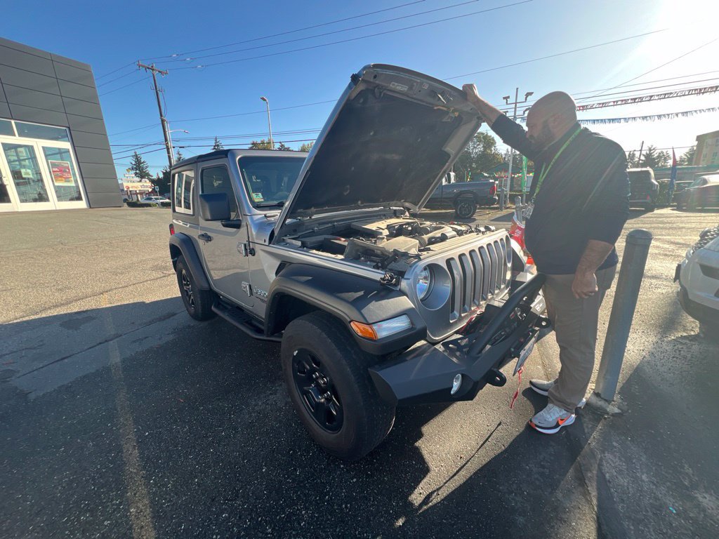 Used 2021 Jeep Wrangler Sport AWD/4WD image 5