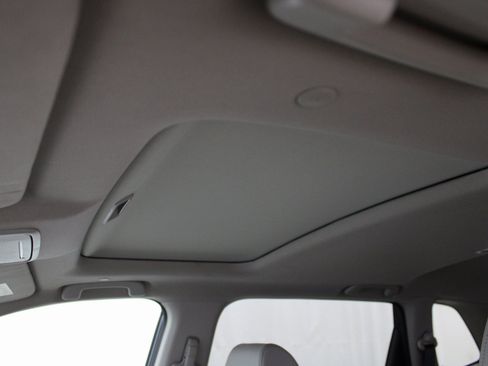 Used 2023 Honda CR-V EX-L image 14