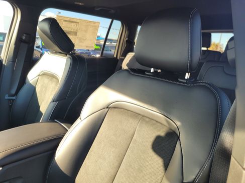 New 2025 Jeep Grand Cherokee L Altitude image 13