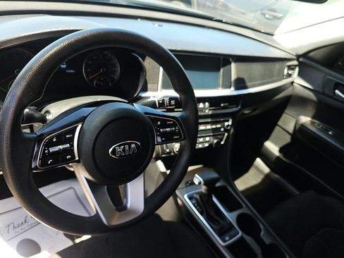 Used 2020 Kia Optima LX FWD image 10