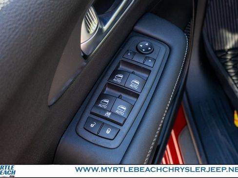 New 2026 Chrysler Voyager LX image 17