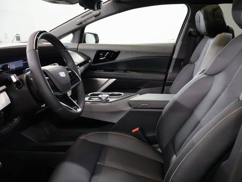 New 2026 Cadillac Optiq Luxury 1 image 12
