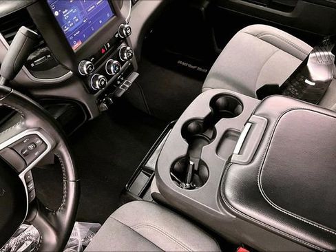 Used 2024 RAM 2500 Big Horn AWD/4WD image 17