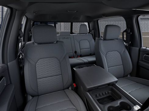 New 2026 RAM 1500 Big Horn AWD/4WD image 17