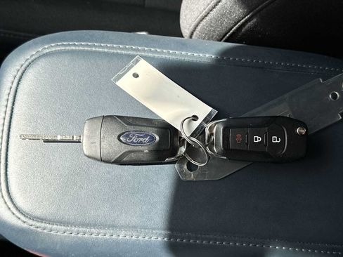 Used 2025 Ford Maverick XL FWD image 26