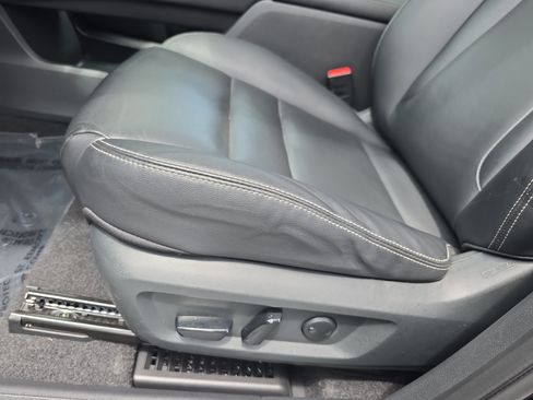 Certified 2023 Nissan Rogue SL w/ SL Premium Package FWD image 30