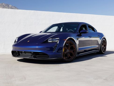 Used 2020 Porsche Taycan Turbo S image 1