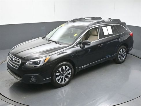 Used 2016 Subaru Outback 3.6R Limited image 46