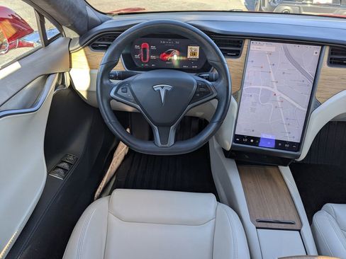 Used 2021 Tesla Model S Long Range Plus image 7