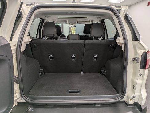 Used 2021 Ford EcoSport SE w/ SE Convenience Package image 24