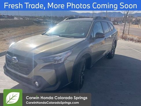 Used 2025 Subaru Outback Onyx Edition image 3
