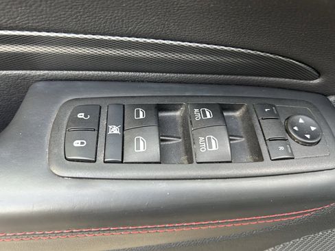 Used 2024 Dodge Durango GT AWD/4WD image 16
