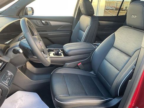New 2026 Buick Enclave Sport Touring w/ Power Package AWD/4WD image 13