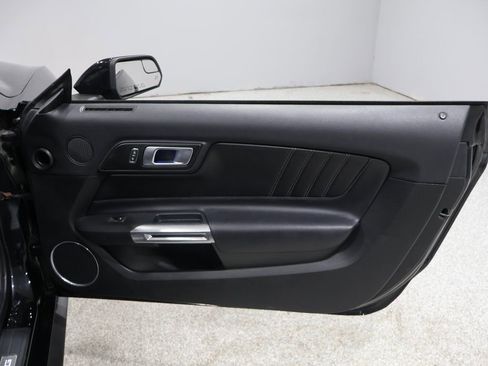 Used 2020 Ford Mustang Premium image 25