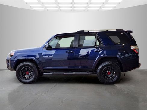 Used 2024 Toyota 4Runner SR5 Premium image 8