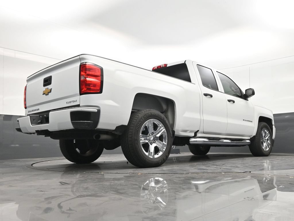Used 2018 Chevrolet Silverado 1500 Custom w/ Custom Value Package RWD image 23