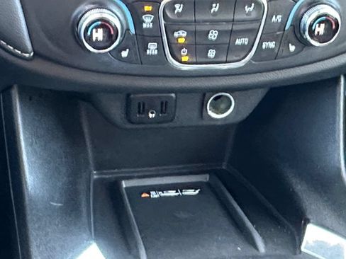 Used 2023 Chevrolet Traverse LT w/ LPO, Cargo Package AWD/4WD image 15