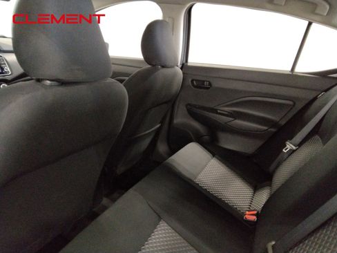 Used 2024 Nissan Versa S w/ Trunk Package image 31