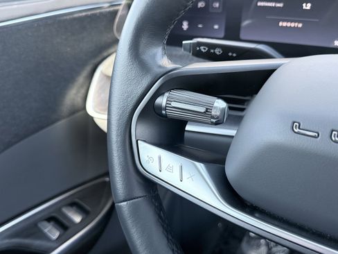 Used 2025 Lucid Air Touring image 74