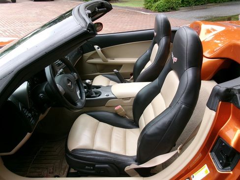 Used 2007 Chevrolet Corvette Convertible w/ Preferred Equipment Group RWD image 12