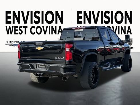 Used 2023 Chevrolet Silverado 2500 High Country w/ Safety Package II image 11