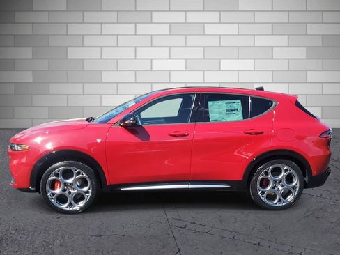 Used 2024 Alfa Romeo Tonale Ti w/ Active Assist Package image 2