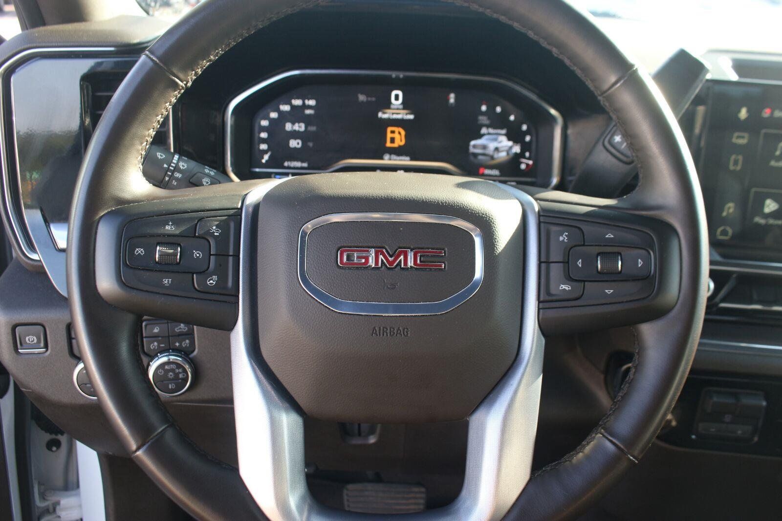 Used 2025 GMC Sierra 1500 SLT AWD/4WD image 20