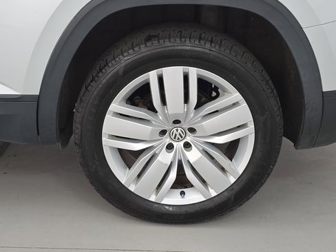 Used 2019 Volkswagen Atlas SE w/ Panoramic Sunroof Package image 35