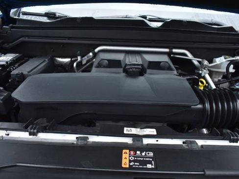 Used 2023 Chevrolet Colorado LT w/ LT Convenience Package II AWD/4WD image 34