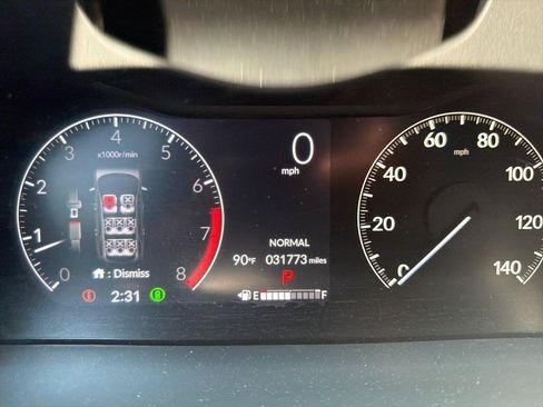 Used 2023 Honda Pilot Touring image 31